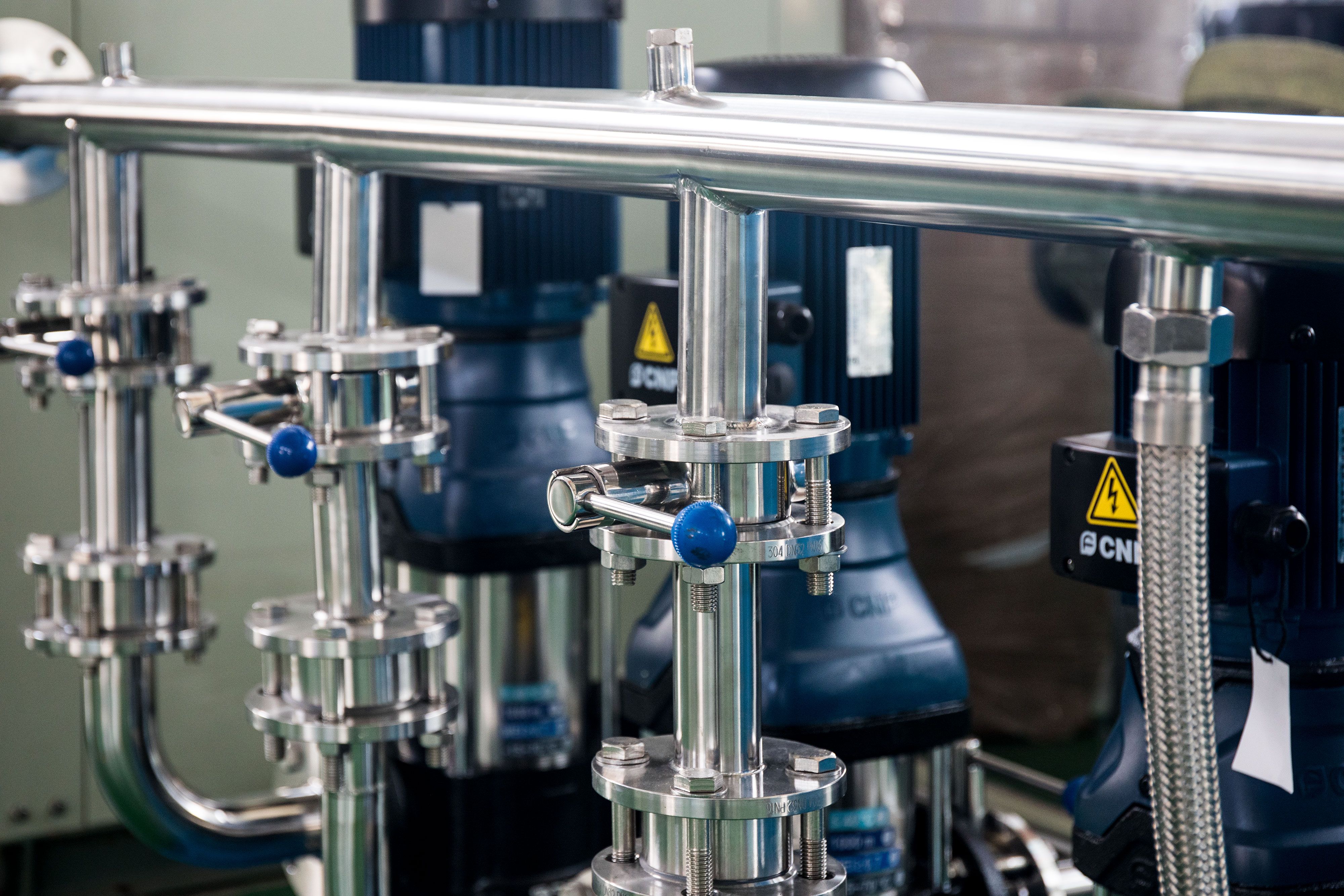 Etanolamino en Surfactant kaj Detergentaj Aplikoj: Funkcioj kaj Provizo-Konsideroj